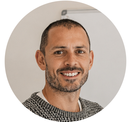 Adam, profesor y director de English Connect en Amorebieta